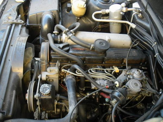 Illustration for article titled For $3,500, This 1987 Volvo 760 Diesel Could Be Your Rattle Can Do!